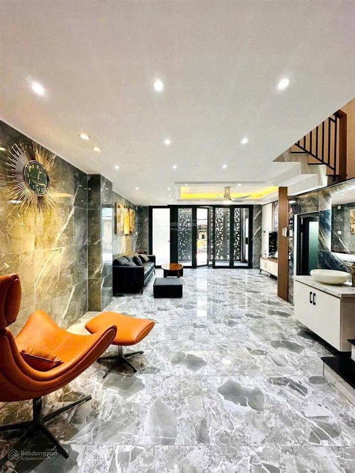 Bán nhà 4 tầng giá ngộp ngay nguyễn giản thanh, p.15, quận 10  giá 5 tỷ 010/ 65,25m2  sổ đẹp