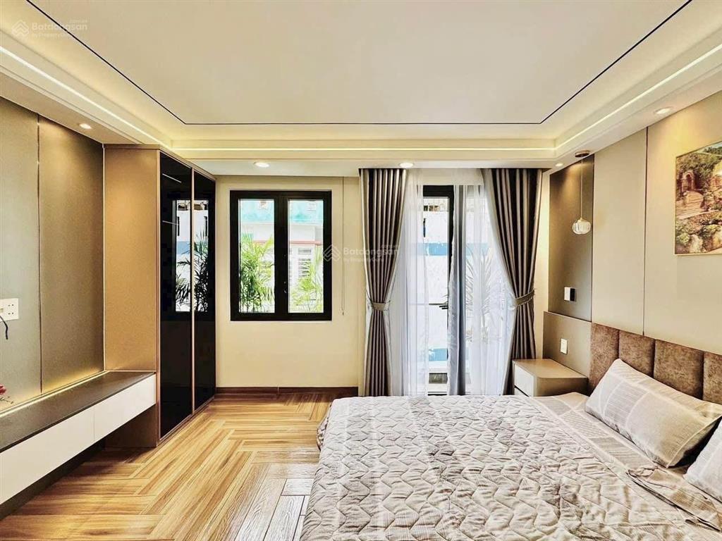 Bán nhà 4 tầng giá ngộp ngay nguyễn giản thanh, p.15, quận 10  giá 5 tỷ 010/ 65,25m2  sổ đẹp