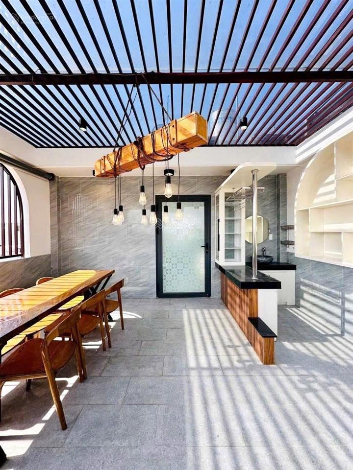 Bán nhà 4 tầng giá ngộp ngay nguyễn giản thanh, p.15, quận 10  giá 5 tỷ 010/ 65,25m2  sổ đẹp