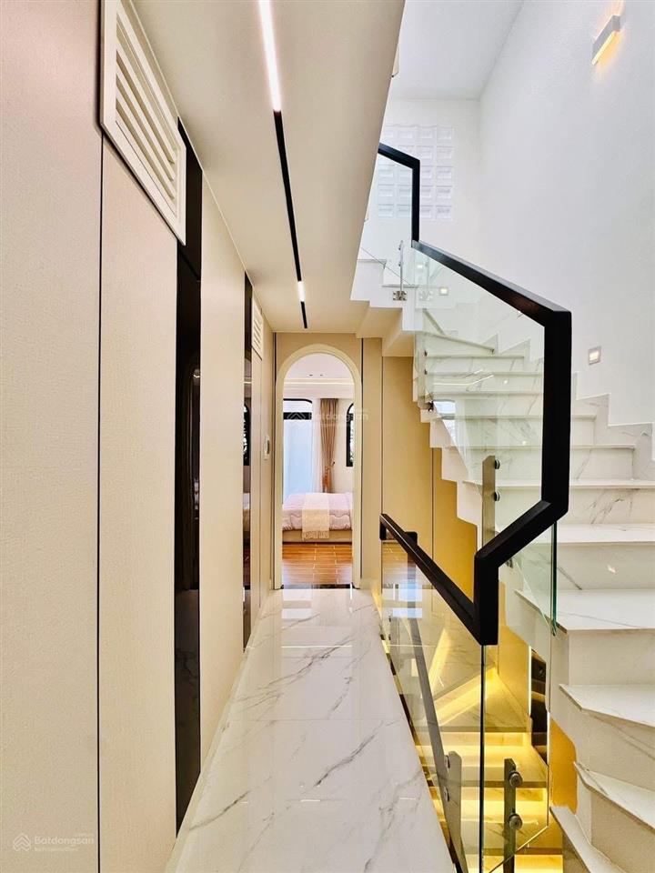 Nhà phố 3 tầng cực đẹp ngay ngô tất tố, phường 19, bình thạnh  3 tỷ 890/ 72m2 (4 x 18m)  4pn