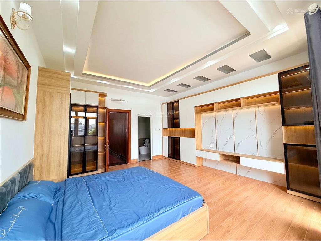 Bán nhà mt 5m ngay trần kế xương, phú nhuận  chỉ 6 tỷ 350/ 90m2  2 lầu, 4pn  dòng tiền 30 triệu