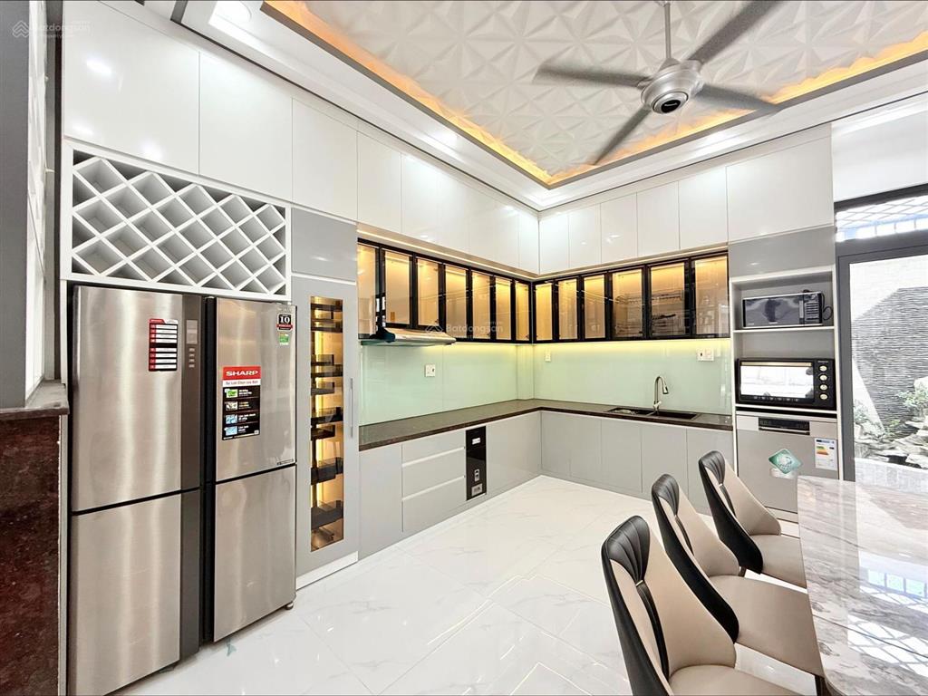 Bán nhà mt 5m ngay trần kế xương, phú nhuận  chỉ 6 tỷ 350/ 90m2  2 lầu, 4pn  dòng tiền 30 triệu