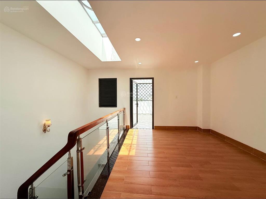 Bán nhà mt 5m ngay trần kế xương, phú nhuận  chỉ 6 tỷ 350/ 90m2  2 lầu, 4pn  dòng tiền 30 triệu