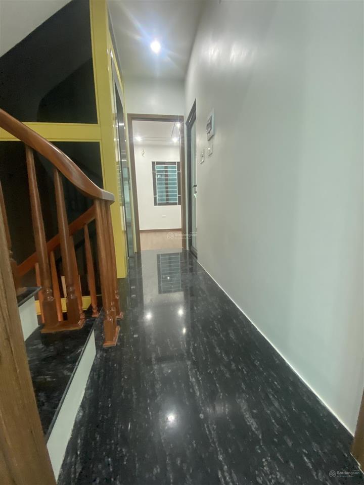 Bán nhà 6 tầng thang máy xuân đỉnh 42m2 giá 13.7 tỷ ngõ thông, gần ô tô, đường mới sắp xong.