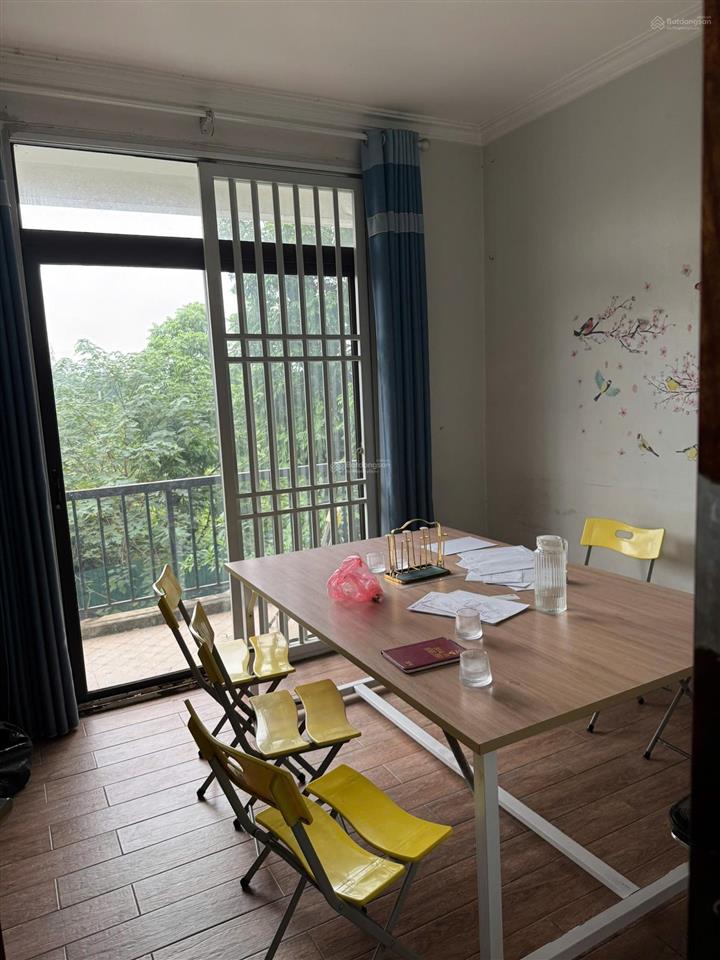 Cho thuê nhà 4 tầng  căn góc kđt ao sào diện tích đất 110m²