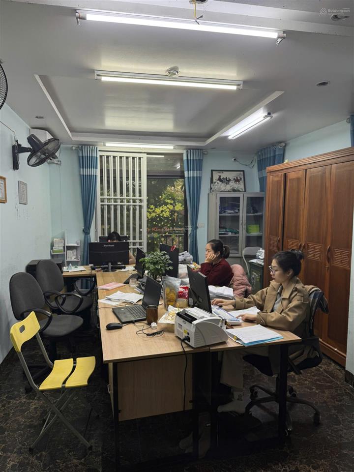 Cho thuê nhà 4 tầng  căn góc kđt ao sào diện tích đất 110m²