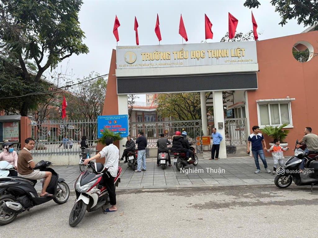Bán đất đẹp phố thịnh liệt, hoàng mai, ngõ 177 to hơn phố. 65m2, mt 5,5m, vuông đẹp. nhỉnh 10 tỷ