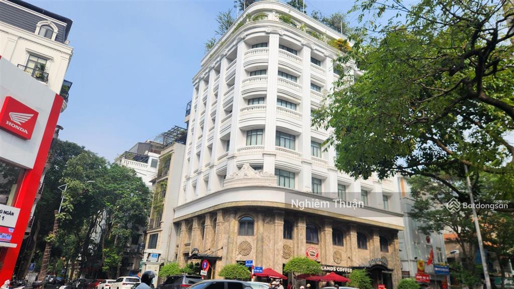Bán nhà tòa nhà 8 tầng mặt phố bùi thị xuân, hai bà trưng, hà nội. có hầm, mặt tiền 6m. giá tốt