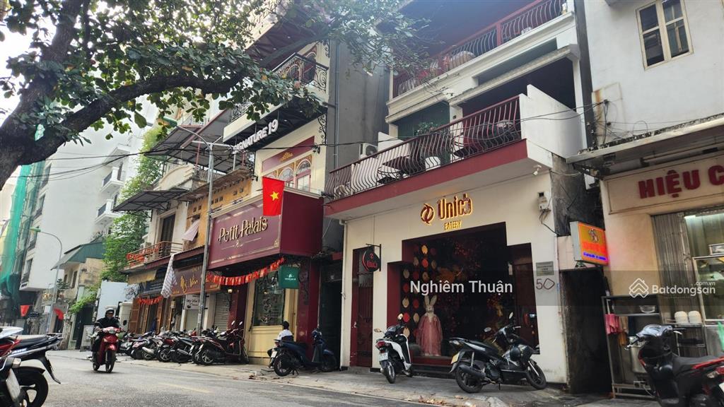 Bán nhà tòa nhà 8 tầng mặt phố bùi thị xuân, hai bà trưng, hà nội. có hầm, mặt tiền 6m. giá tốt