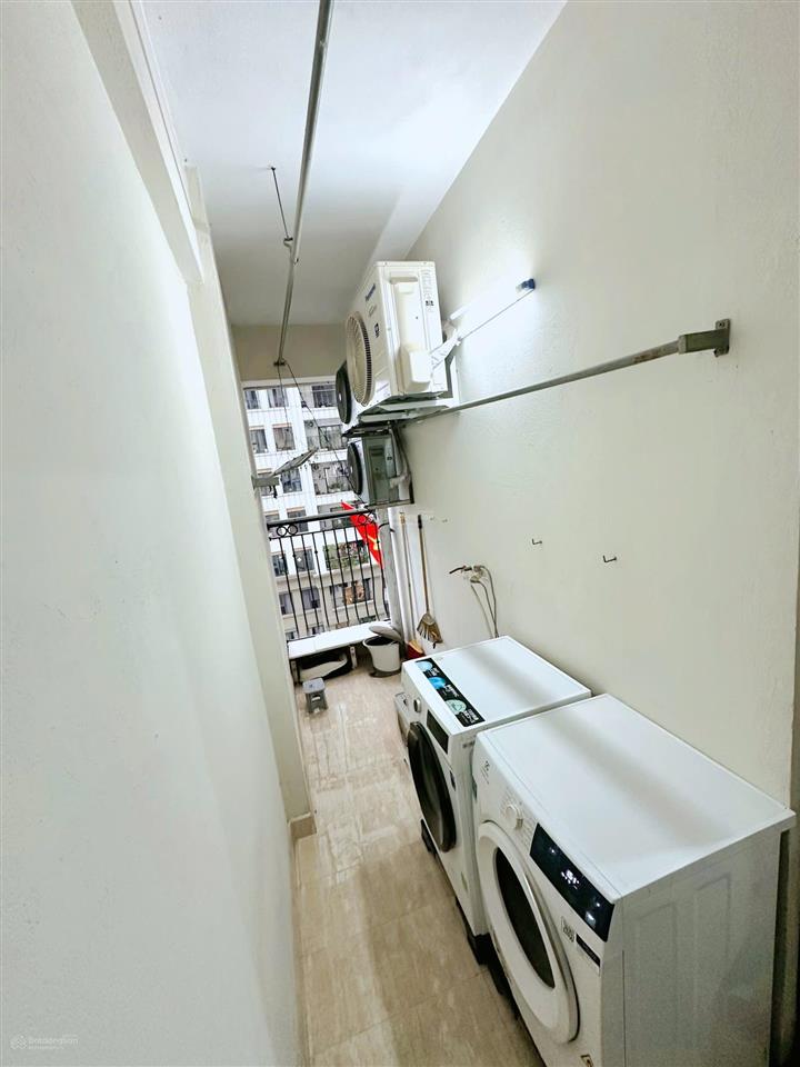 Bán cc hà nội homeland, 5,05 tỷ, 65m2, 2pn, 2wc, giá tốt