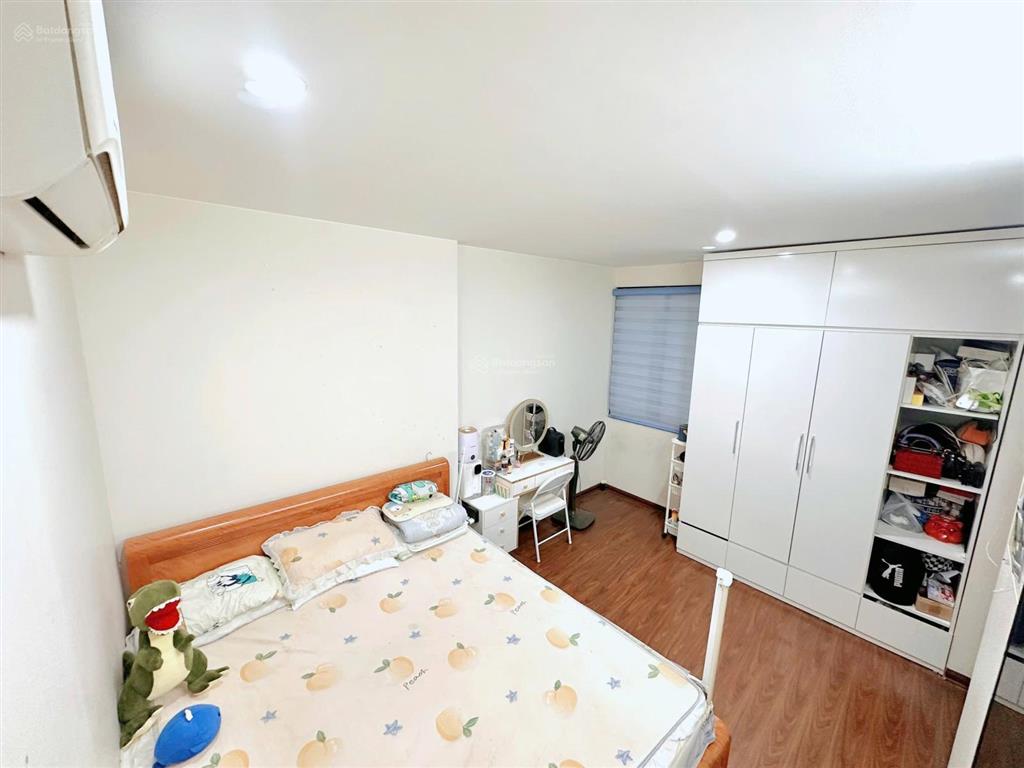 Bán cc hà nội homeland, 5,05 tỷ, 65m2, 2pn, 2wc, giá tốt