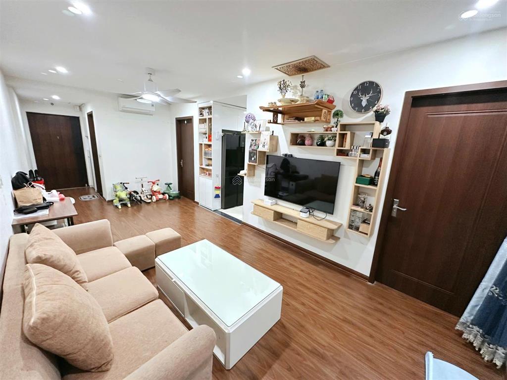 Bán cc hà nội homeland, 5,05 tỷ, 65m2, 2pn, 2wc, giá tốt
