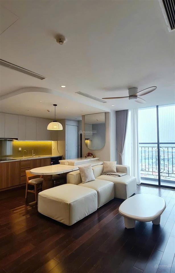 Hiếm có khó tìm 120m view sông hồng đẹp bậc nhất hc goldencity