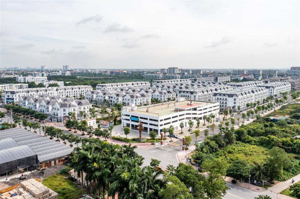 Bán gấp liền kề euro twins park  đối diện công viên + trục chính kinh doanh  cạnh hồ 30ha  hiếm