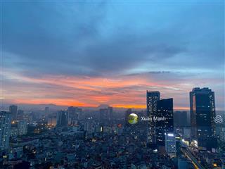 Bán penthouse keangnam. 410m2, 5 phòng ngủ, 5 vệ sinh, full đồ, trần cao 7m, giá thoả thuận