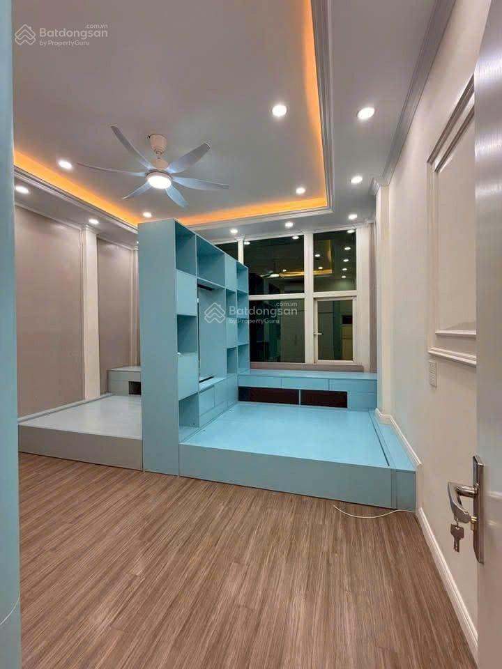 Bán nhà tại tô hiệu hà đông, ngay gần chợ hà đông, tặng nội thất đẹp, thiết kế phòng cực đẹp