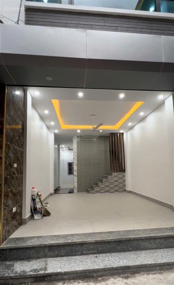 Bán nhà riêng tại cầu bươu, 12,7 tỷ, 52m2, 5 tầng, 9pn, 9wc, chính chủ, giá siêu hời
