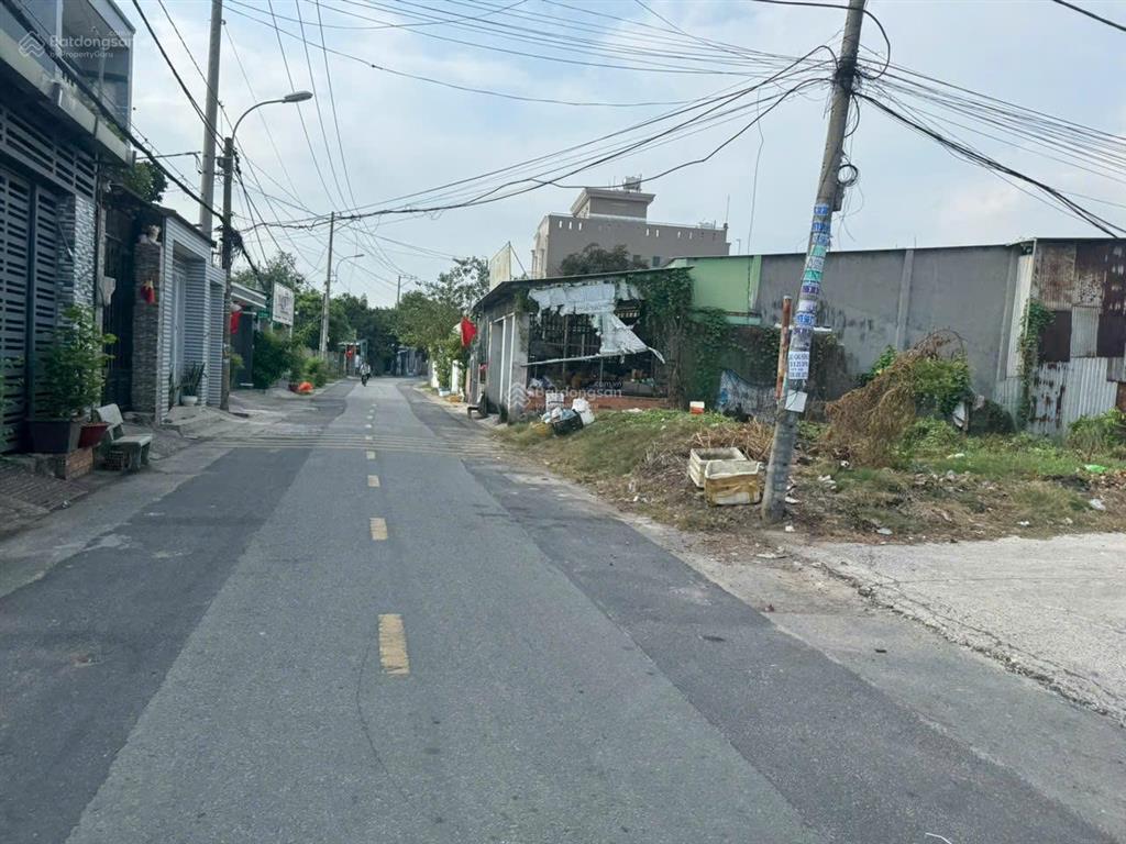 Chủ ngộp bán gấp lô đất 110m2 giá 1tỷ7 đường lê thị lơ ngay uỷ ban xã tân hiệp hóc môn 0868 691 ***