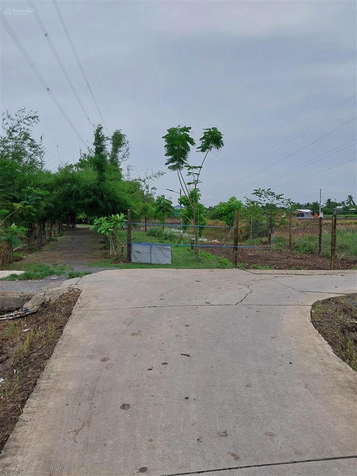 Mình cần bán thửa đất diện tích 536.5m2 vuông full thổ cư, giá 3,5 tỷ tl chính chủ