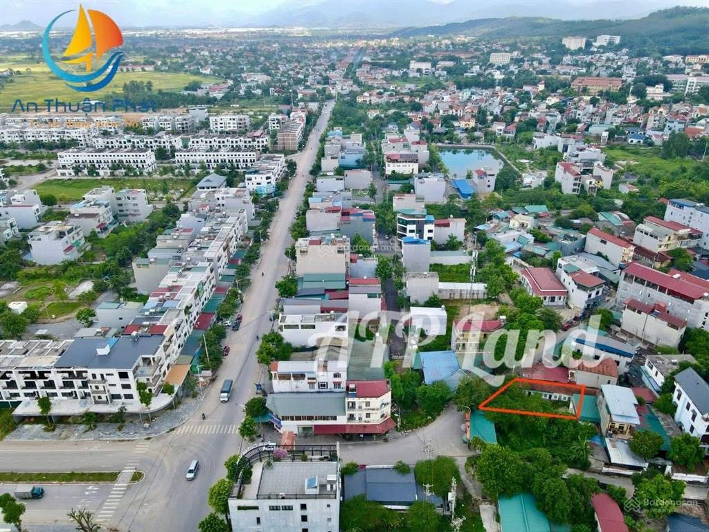 Bán nhà 4 tầng 98m2 tại khu đô thị mới xuân hòa, 46tr/m2 5pn, 4wc