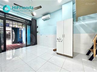 Nhà cổng riêng  sân riêng rộng  làm mặt bằng văn phòng  kinh doanh nhỏ