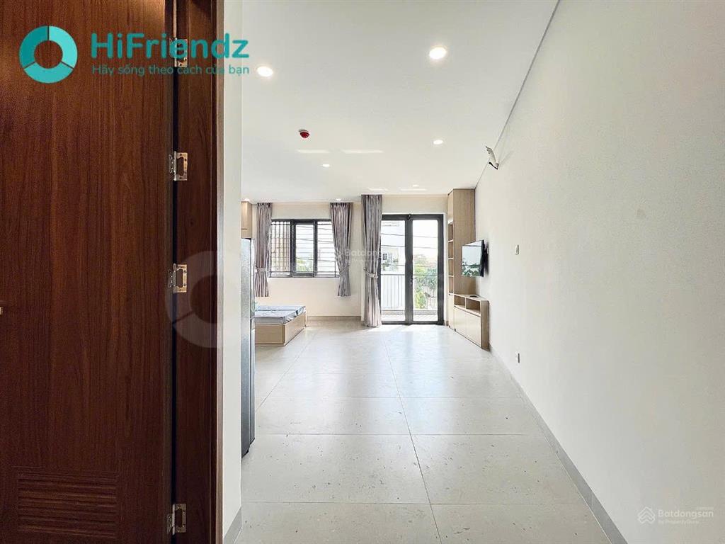 Siêu phẩm mới xây ban công thoáng  ngay gần trần não, kế bên đh gtvt cs2