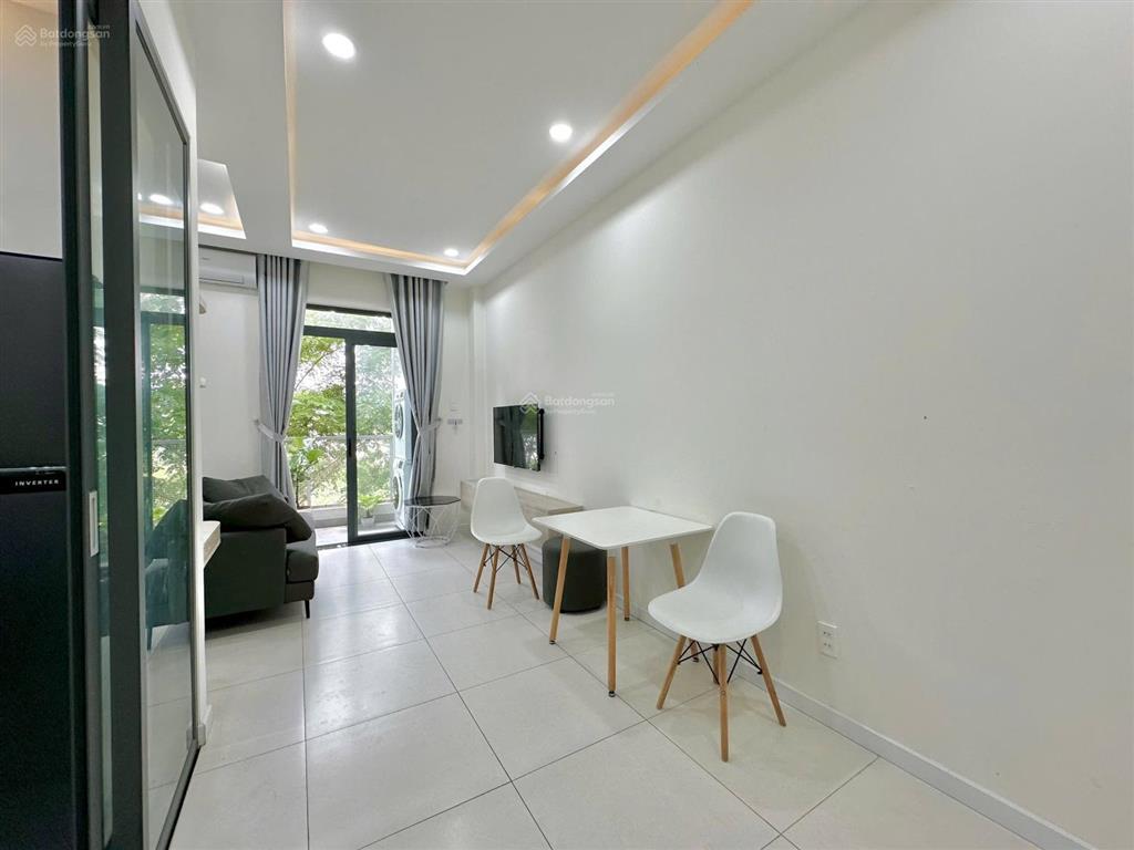 1pn tách bếp ban công thoáng  full nội thất máy giặt máy sấy