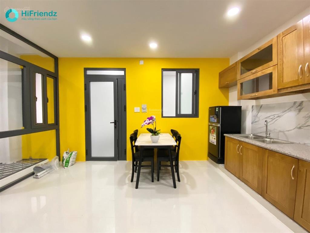 2pn diện tích khủng 70m2  nội thất cơ bản linh động 3 máy lạnh  hầm xe thang máy