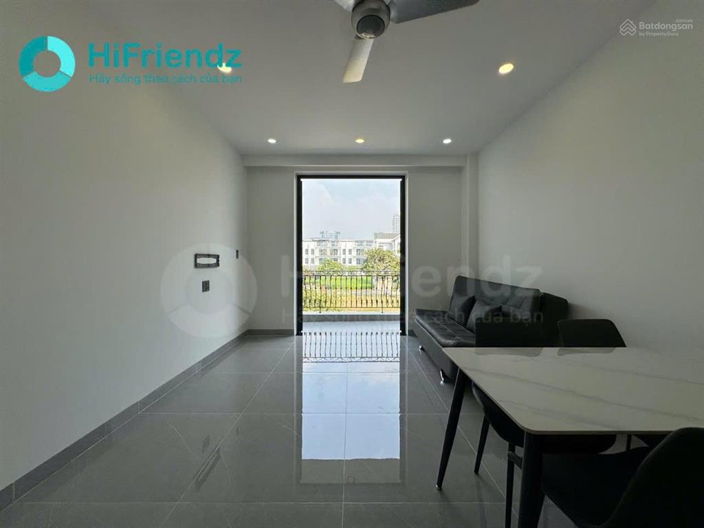 1pn ban công cửa sổ thoáng  full nội thất máy giặt riêng  nội khu yên tĩnh, an ninh