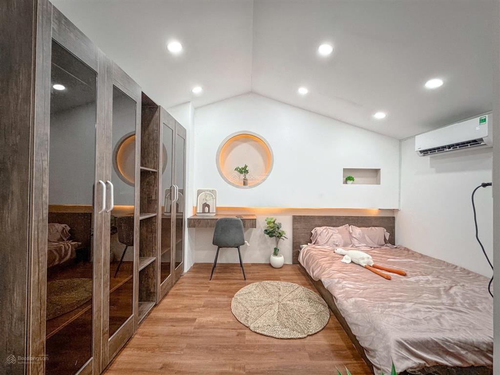 Siêu phẩm 1pn mới xây  nội khu đậu được ô tô  yên tĩnh an ninh