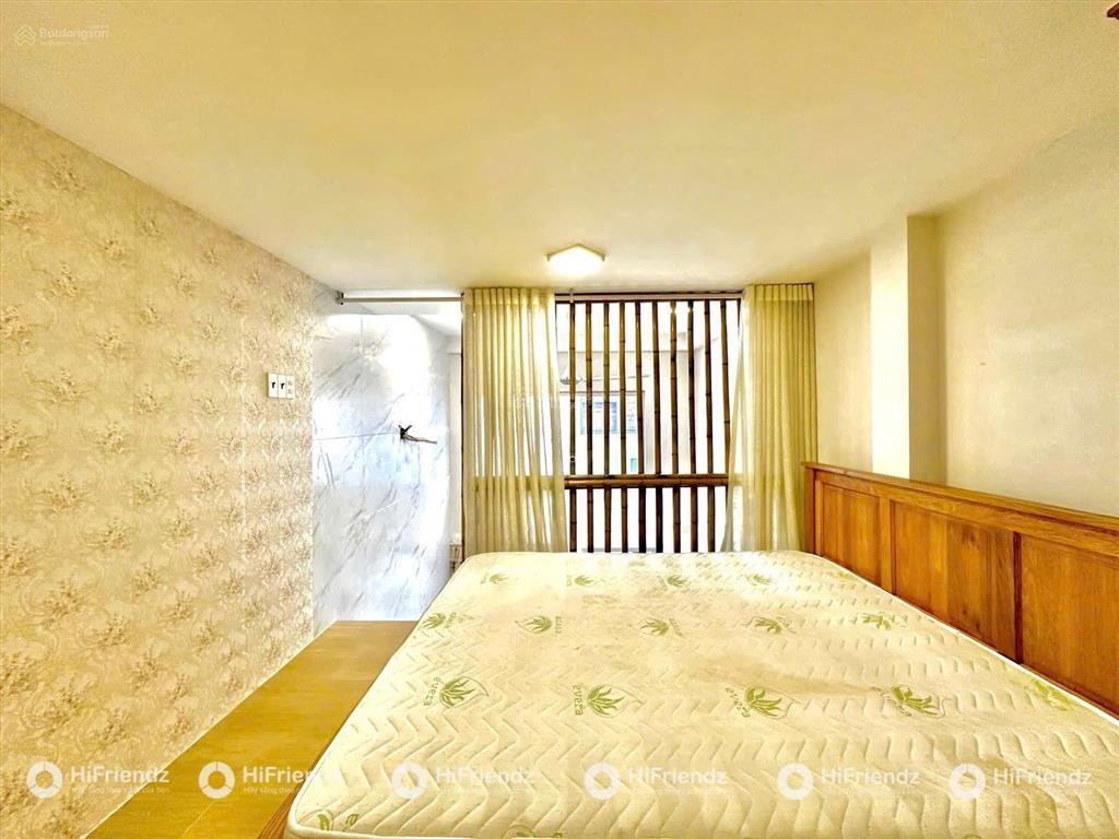1 trệt 1 lầu gác cao 2m  full nội thất máy giặt riêng