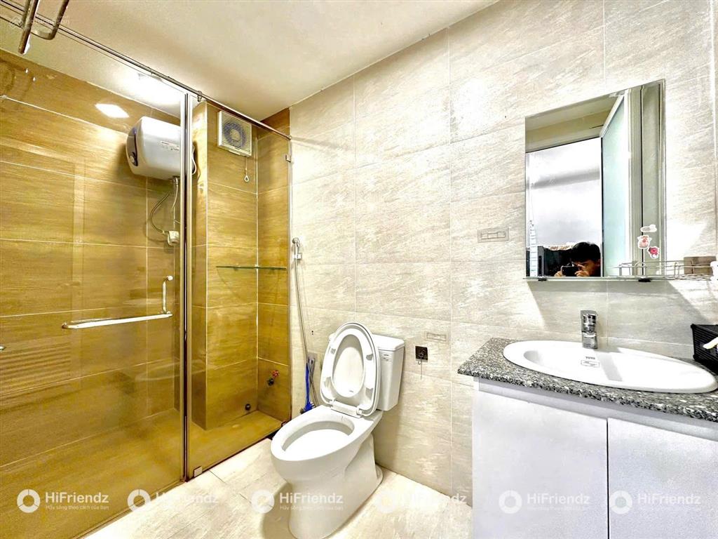 1 trệt 1 lầu gác cao 2m  full nội thất máy giặt riêng