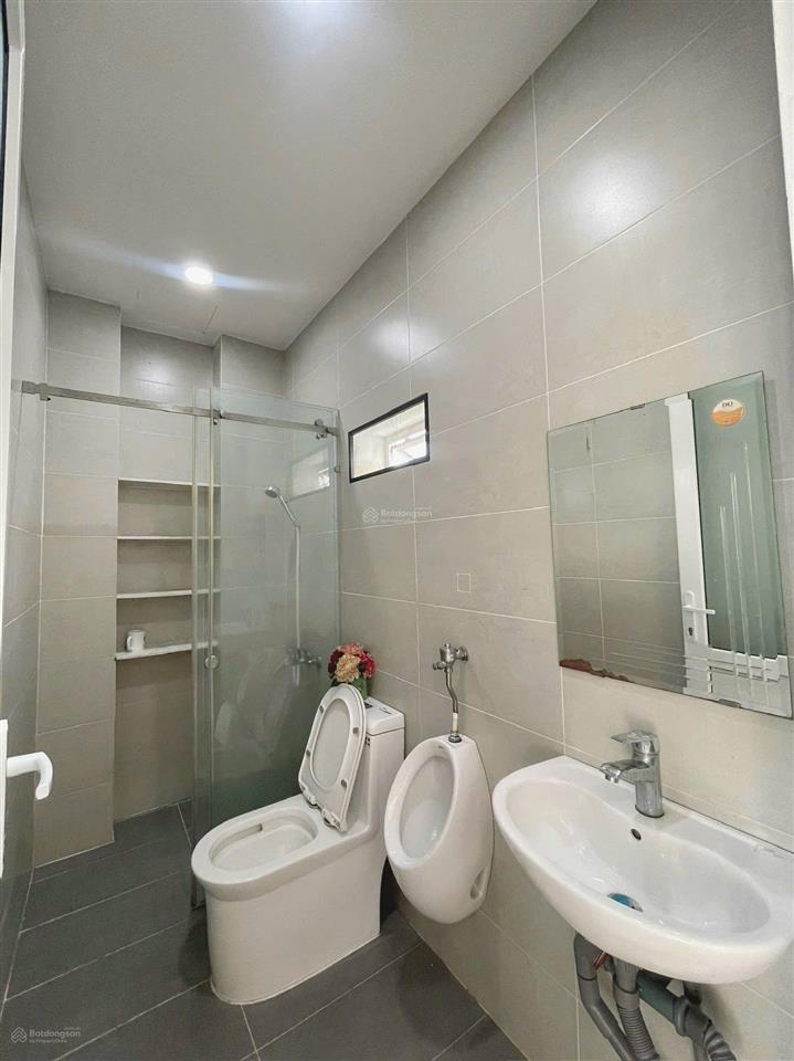 1 phòng ngủ ban công siêu rộng 50m2  full nội thất máy giặt riêng  ở 34 người