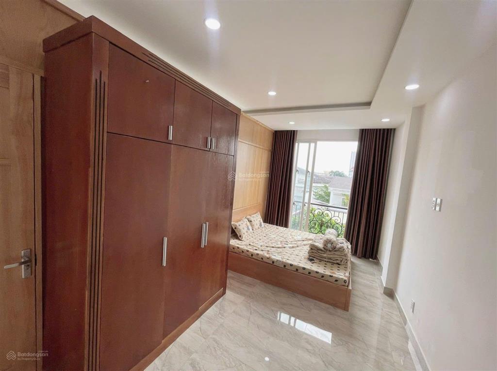 1 phòng ngủ ban công siêu rộng 50m2  full nội thất máy giặt riêng  ở 34 người