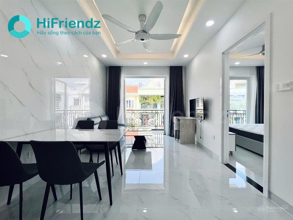 1pn ban công cửa sổ lớn  full nội thất máy giặt riêng