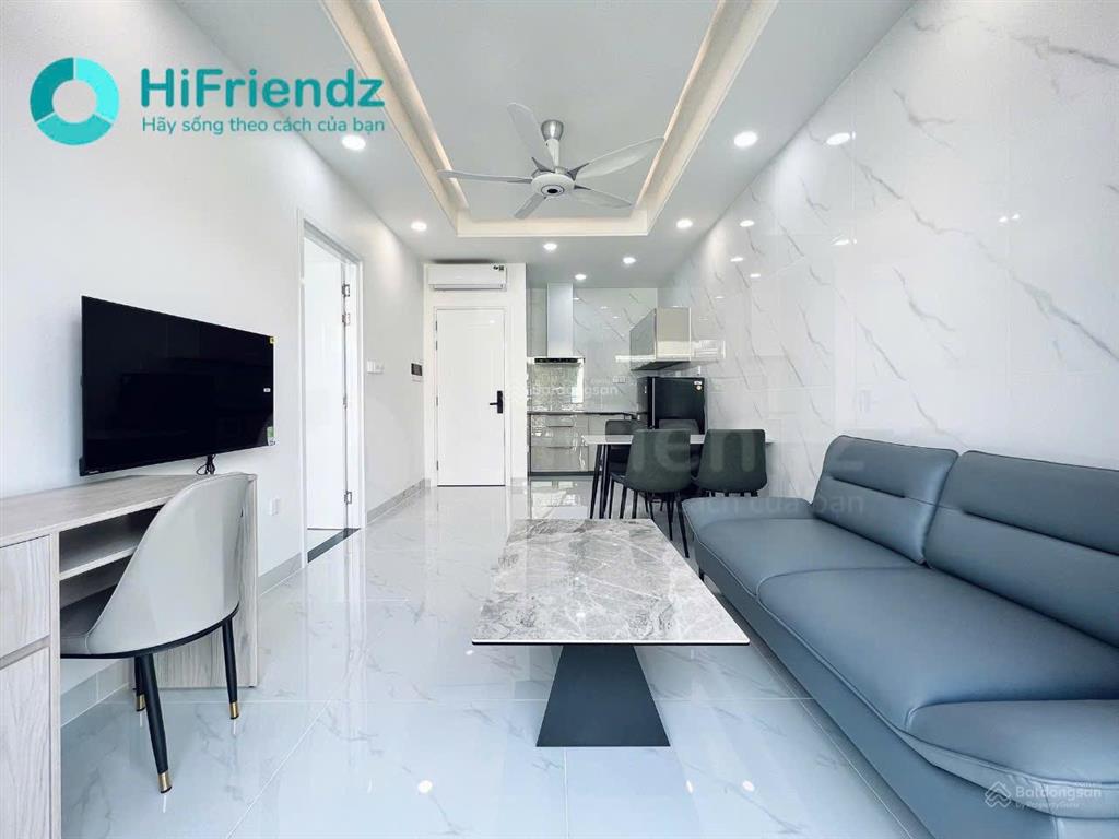 1pn ban công cửa sổ lớn  full nội thất máy giặt riêng
