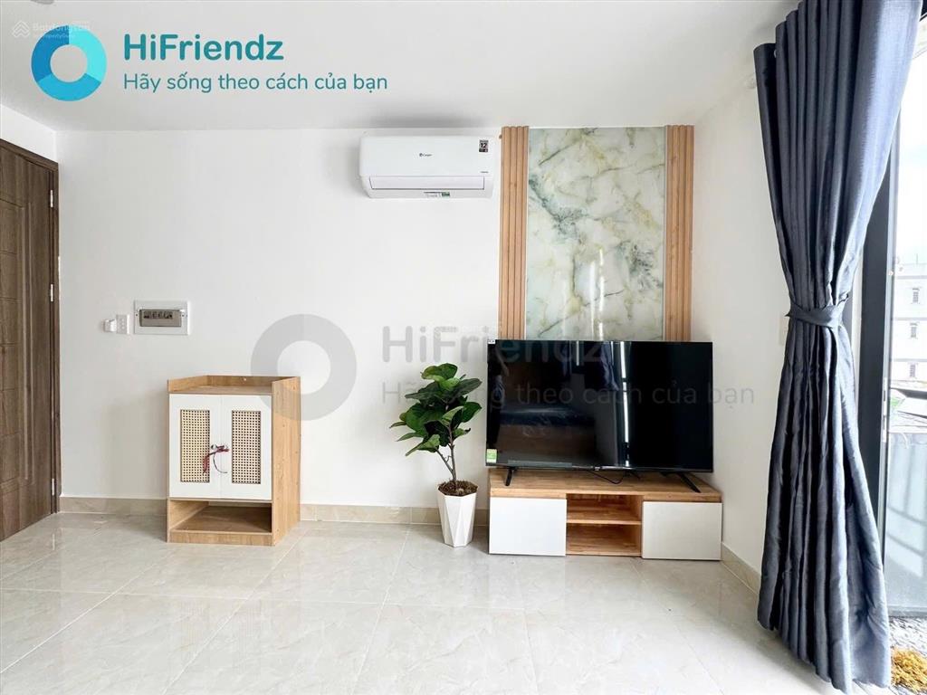 Phòng ban công tách bếp xa giường  full nội thất máy giặt riêng  thân thiện pet  bảo vệ 24/7