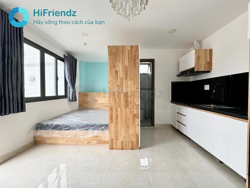 Phòng ban công tách bếp xa giường  full nội thất máy giặt riêng  thân thiện pet  bảo vệ 24/7