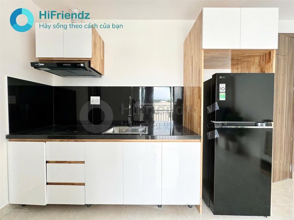 Phòng ban công tách bếp xa giường  full nội thất máy giặt riêng  thân thiện pet  bảo vệ 24/7