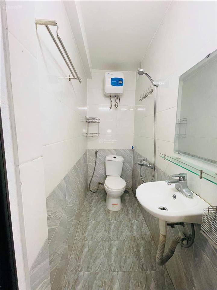 Ccmn phú mỹ  nam từ liêm  61m2 x 8 tầng  12 phòng  doanh thu 70triệu/tháng