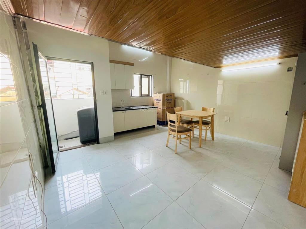 Ccmn phú mỹ  nam từ liêm  61m2 x 8 tầng  12 phòng  doanh thu 70triệu/tháng