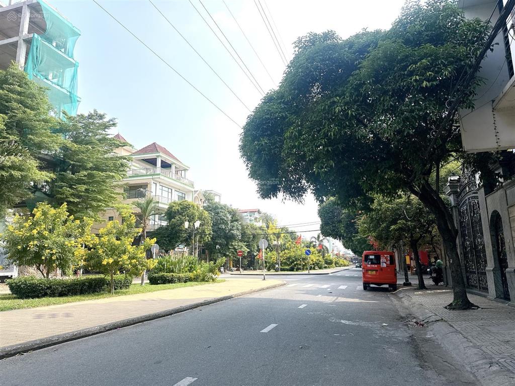 Bán nhà mặt tiền đường nguyễn thế truyện p. tân sơn nhì 4.5x16m đúc 4 tấm vị trí đẹp