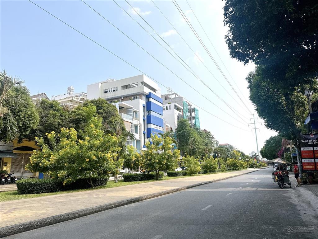 Bán nhà mặt tiền đường nguyễn thế truyện p. tân sơn nhì 4.5x16m đúc 4 tấm vị trí đẹp