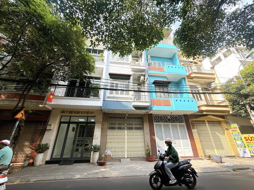 Mặt tiền kinh doanh đường trần tấn p. tân sơn nhì 4x18m, đúc 3.5 tấm vị trí đẹp