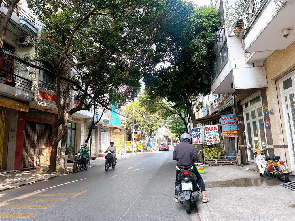 Mặt tiền kinh doanh đường trần tấn p. tân sơn nhì 4x18m, đúc 3.5 tấm vị trí đẹp