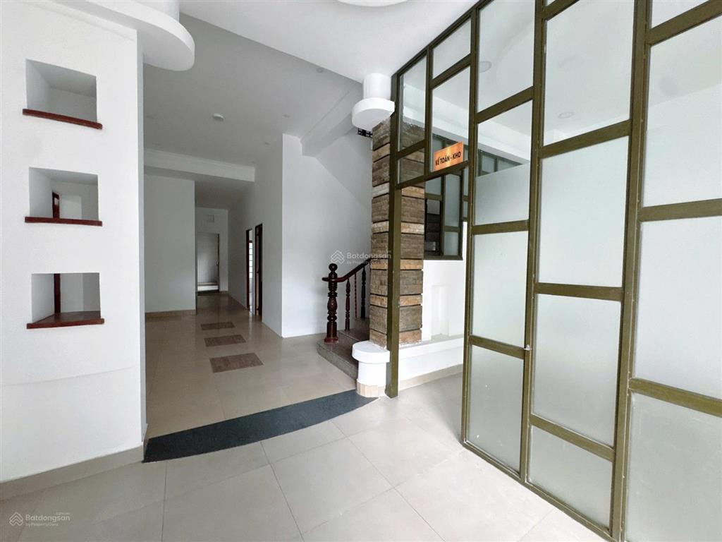 Chính chủ cho thuê mặt tiền kinh doanh bình long 9,5x40m đúc 3 tấm trống suốt