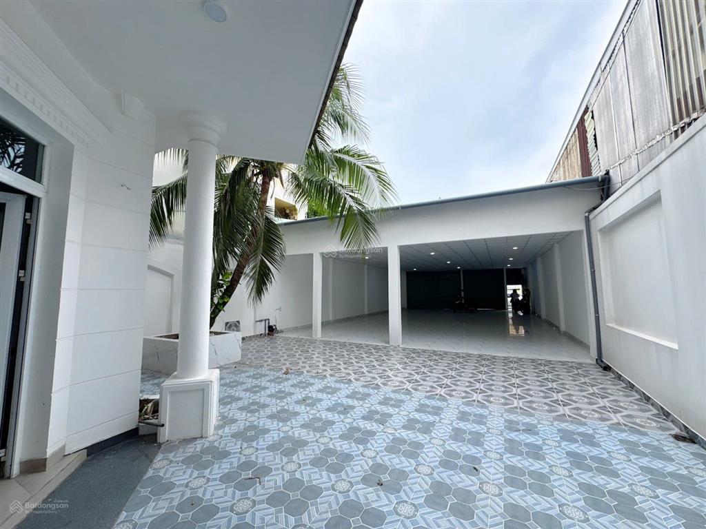 Chính chủ cho thuê mặt tiền kinh doanh bình long 9,5x40m đúc 3 tấm trống suốt