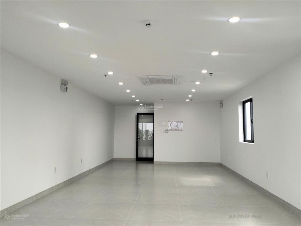 Cho thuê nguyên tòa văn phòng khu vip hòa cường, đà nẵng  220tr/th