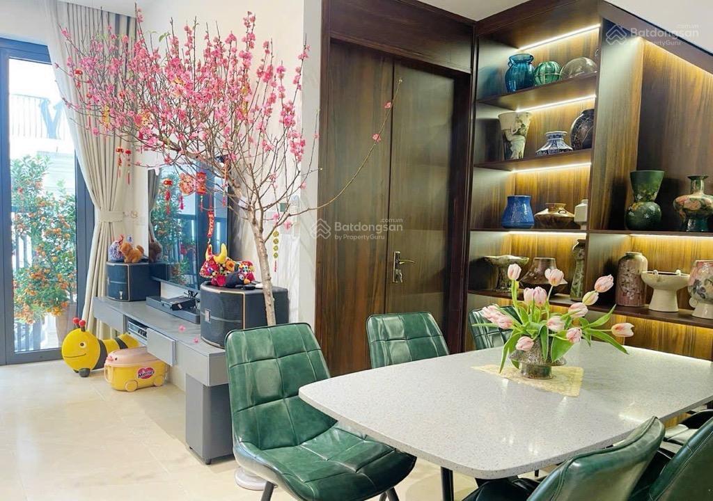 Biệt thự liền kề nam đuống, việt hưng 80m2 4t 12.2 tỷ. hiếm, oto tránh, chủ cần bán trước tết