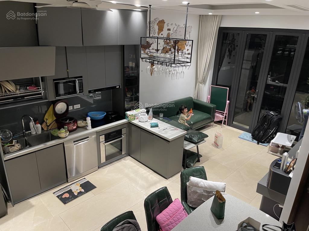 Biệt thự liền kề nam đuống, việt hưng 80m2 4t 12.2 tỷ. hiếm, oto tránh, chủ cần bán trước tết